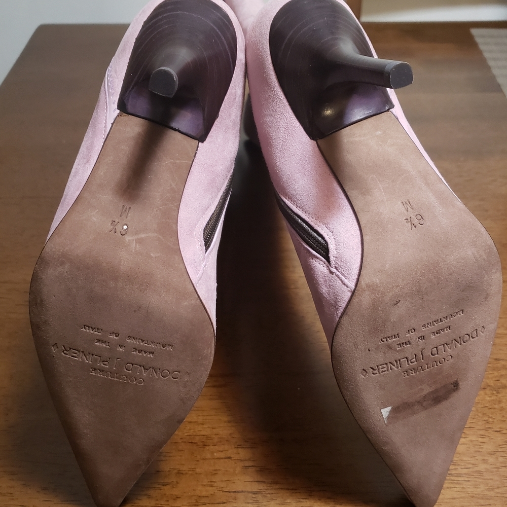 Boots - Picture 5 of 6